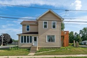 featured image of 529 W Lincoln Ave #B