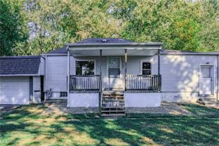 6198 Hillford Ave Ne - Photo 1 of 1