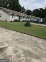 featured image of 704 Green St #B