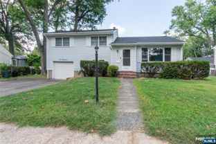 200 E Linden Ave - Photo 1 of 1