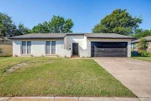 317 Nw Suzanne Ter - Photo 1 of 1