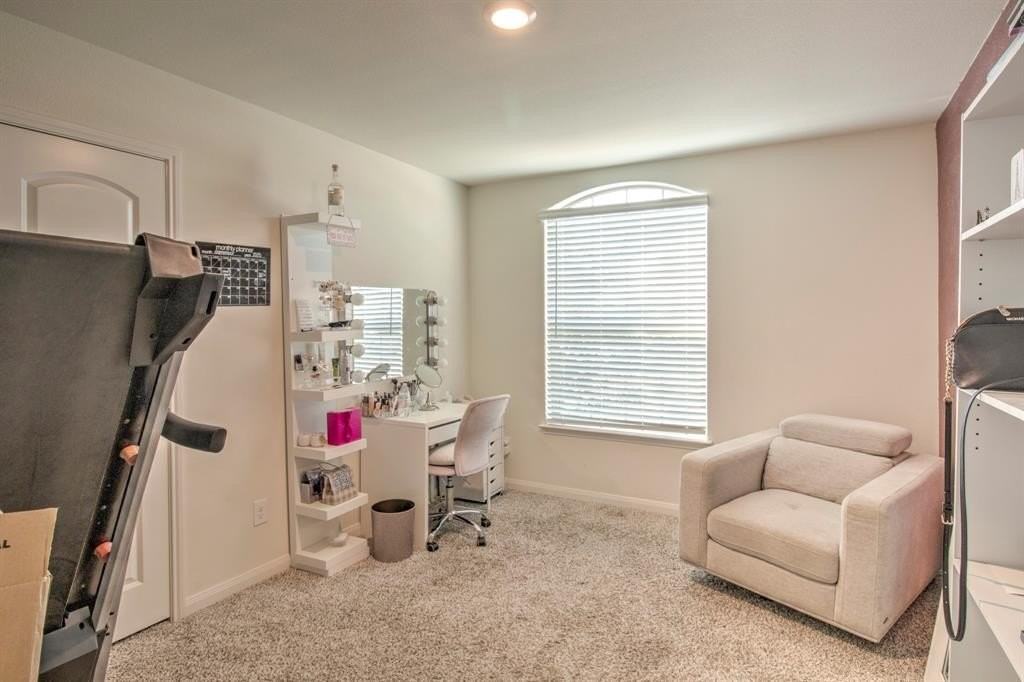 115 Magnolia Dr - Photo 7 of 31