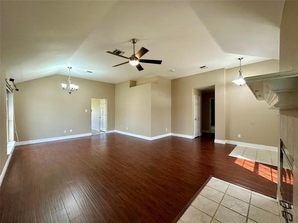 6923 Todd Lane - Photo 4 of 23