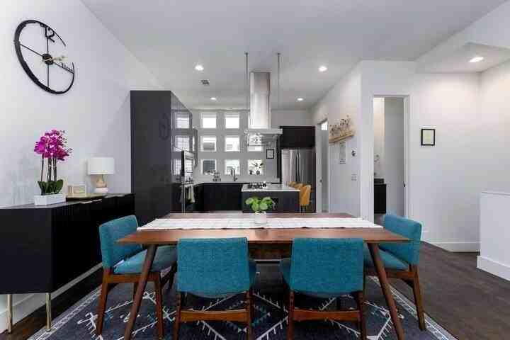 1224 Hyde Ct - Photo 3 of 15