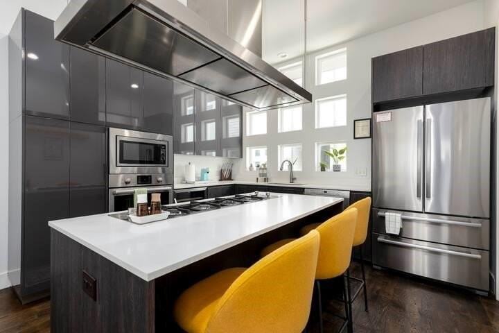 1224 Hyde Ct - Photo 4 of 15