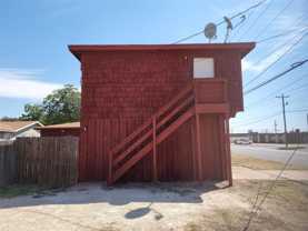 302 Fannin St #B - Photo 1 of 1