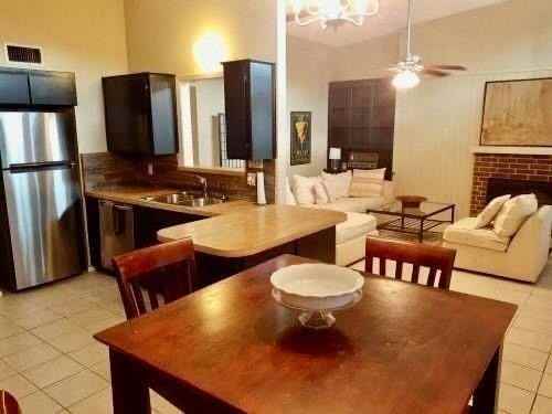 2714 Mccart Ave #2712 - Photo 6 of 39