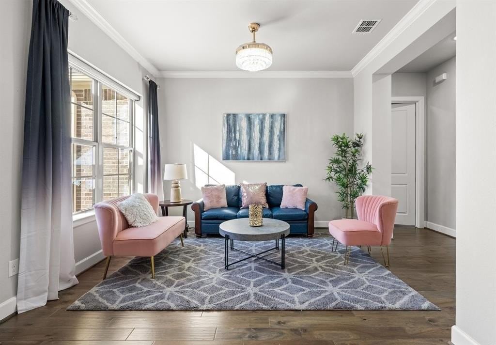 2812 Orchid St - Photo 4 of 39