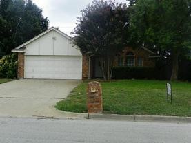 944 Meadow Cir S - Photo 1 of 1