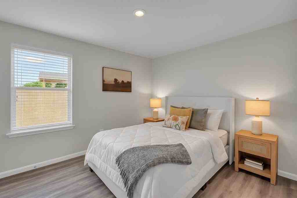 502 S Mary Jo Dr - Photo 4 of 29