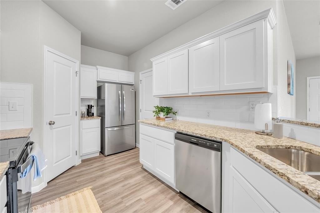 502 S Mary Jo Dr - Photo 5 of 29