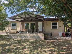 410 E Pecan St - Photo 1 of 1