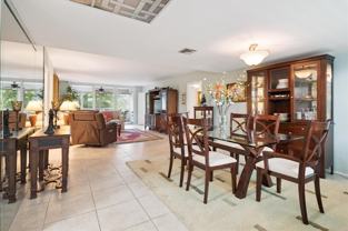 3900 Oaks Clubhouse Dr #409 - Photo 1 of 1