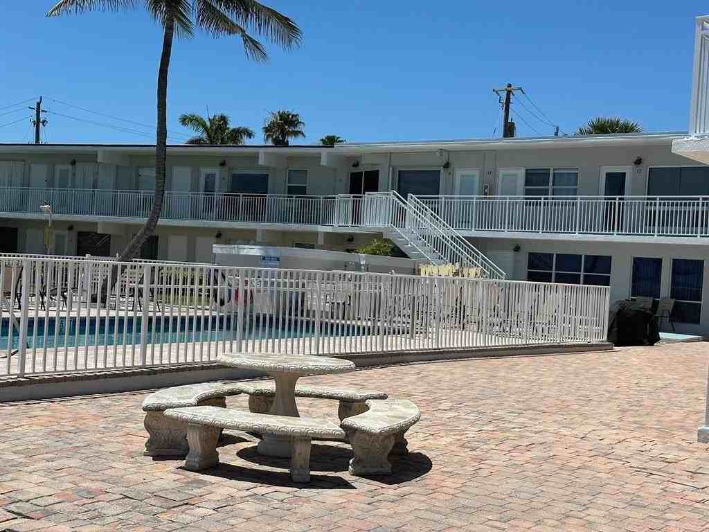 2508 Bay Drive #25 - Photo 4 of 40