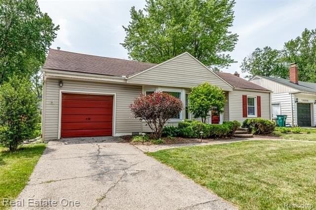 4313 Berkshire Road - Photo 3 of 24