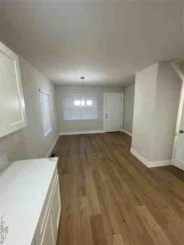 4654 Dickerson St - Photo 3 of 18