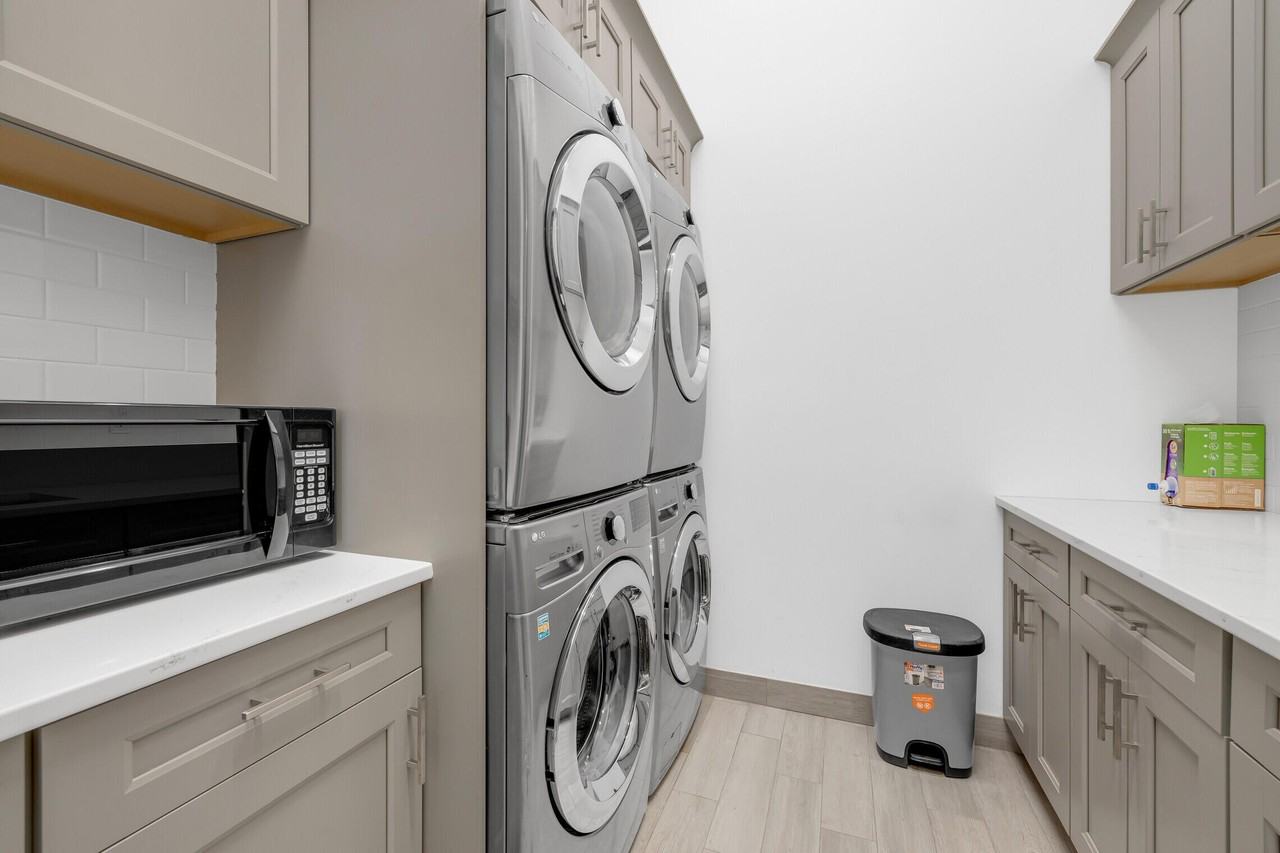 5181 Lasso Way - Photo 7 of 30