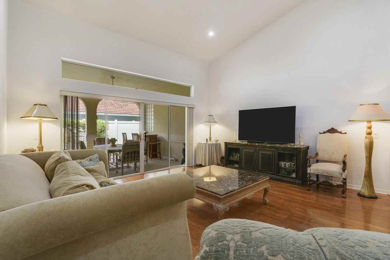 18951 Painted Leaf Ct - Photo 3 of 28