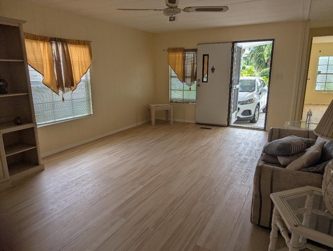 71 W Caribbean - Photo 2 of 17