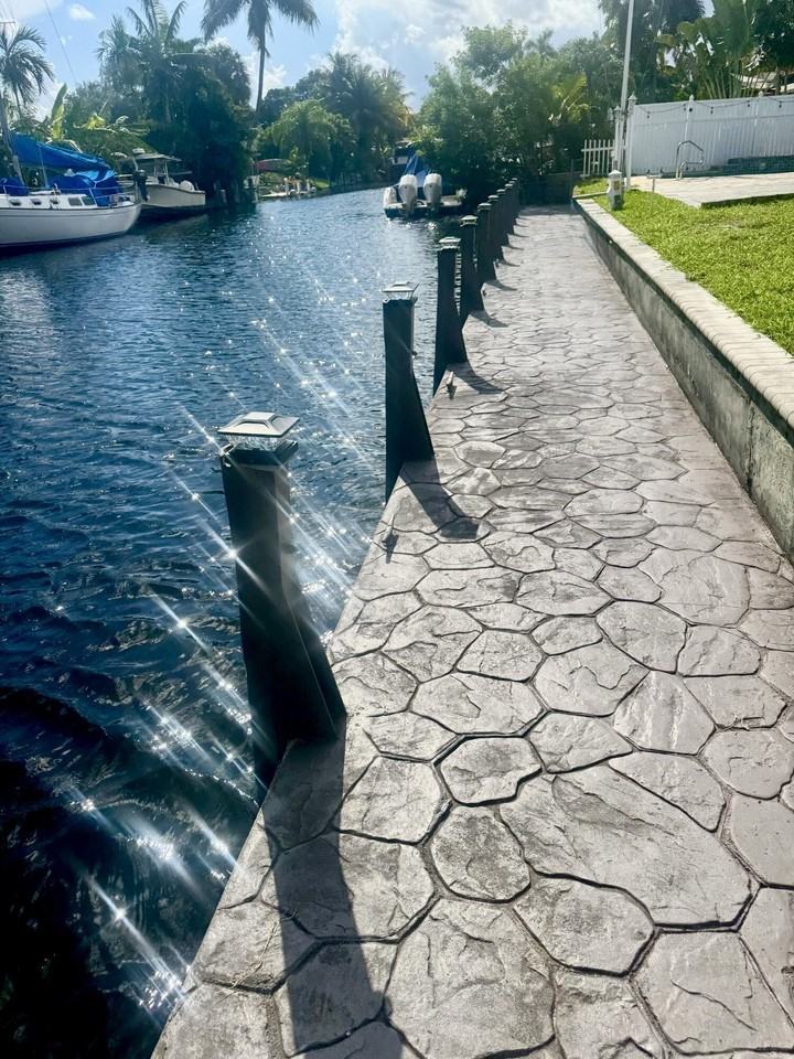 1512 Sw 5th St #DOCK - Photo 5 of 8