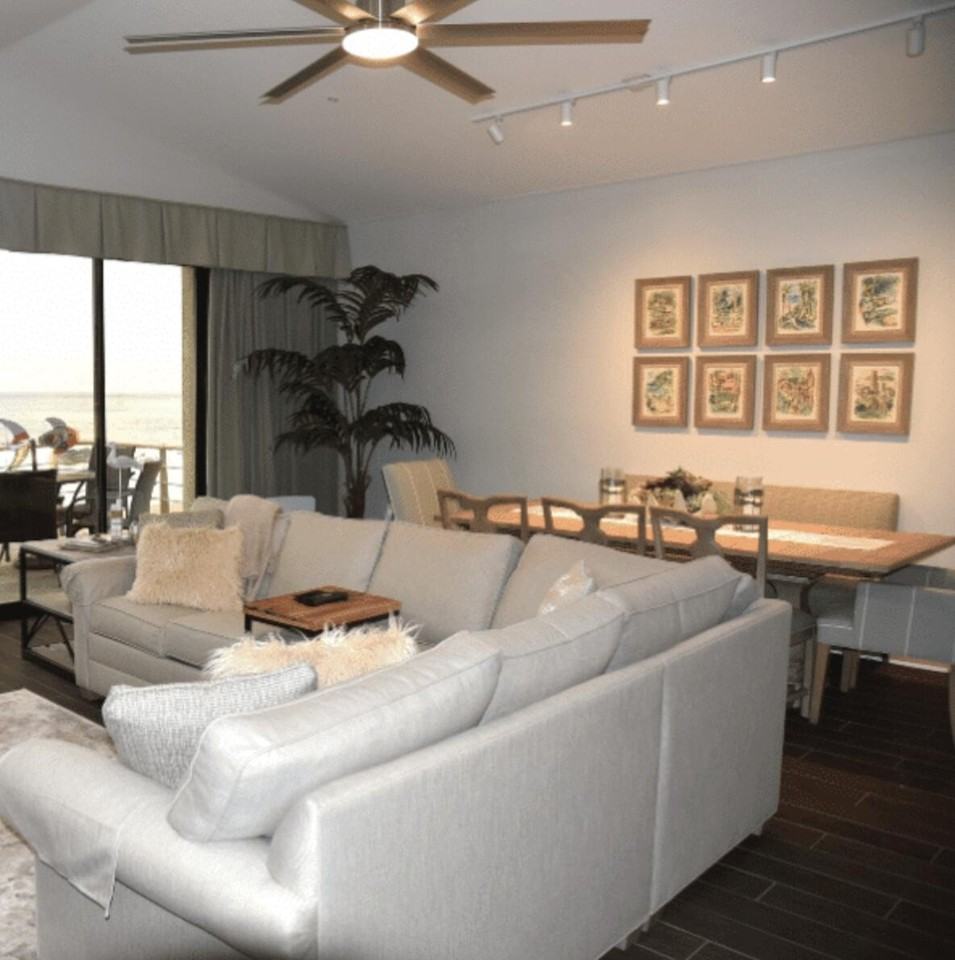 4885 Sandyland Rd Apt 2 #2 - Photo 6 of 38