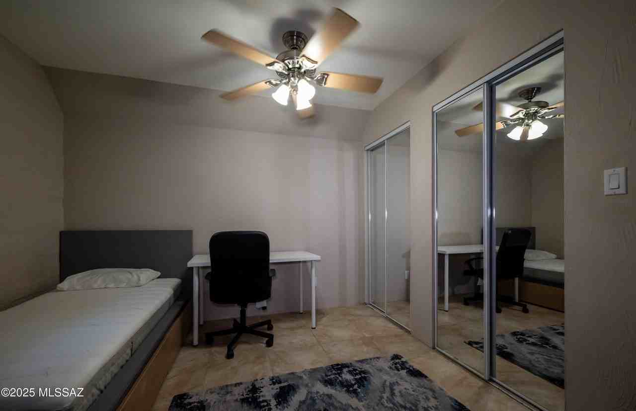 941 North Euclid Avenue #121 - Photo 7 of 29