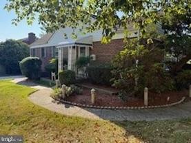 8613 Leonard Dr - Photo 1 of 1