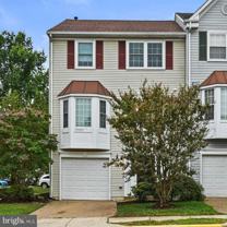 43515 Blacksmith Sq - Photo 1 of 1