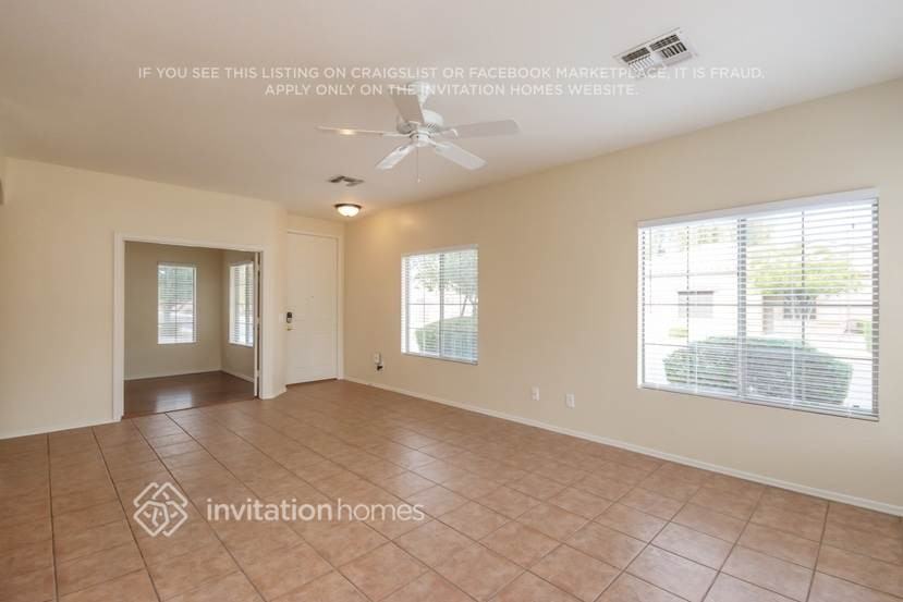 2593 East Riviera Drive - Photo 3 of 21