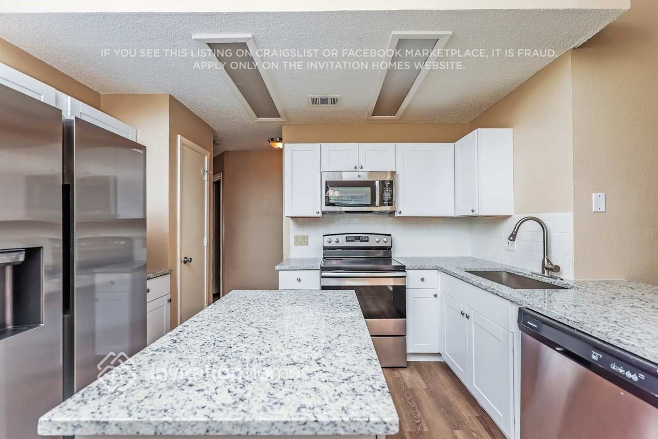 3216 Cliffview Dr - Photo 6 of 17