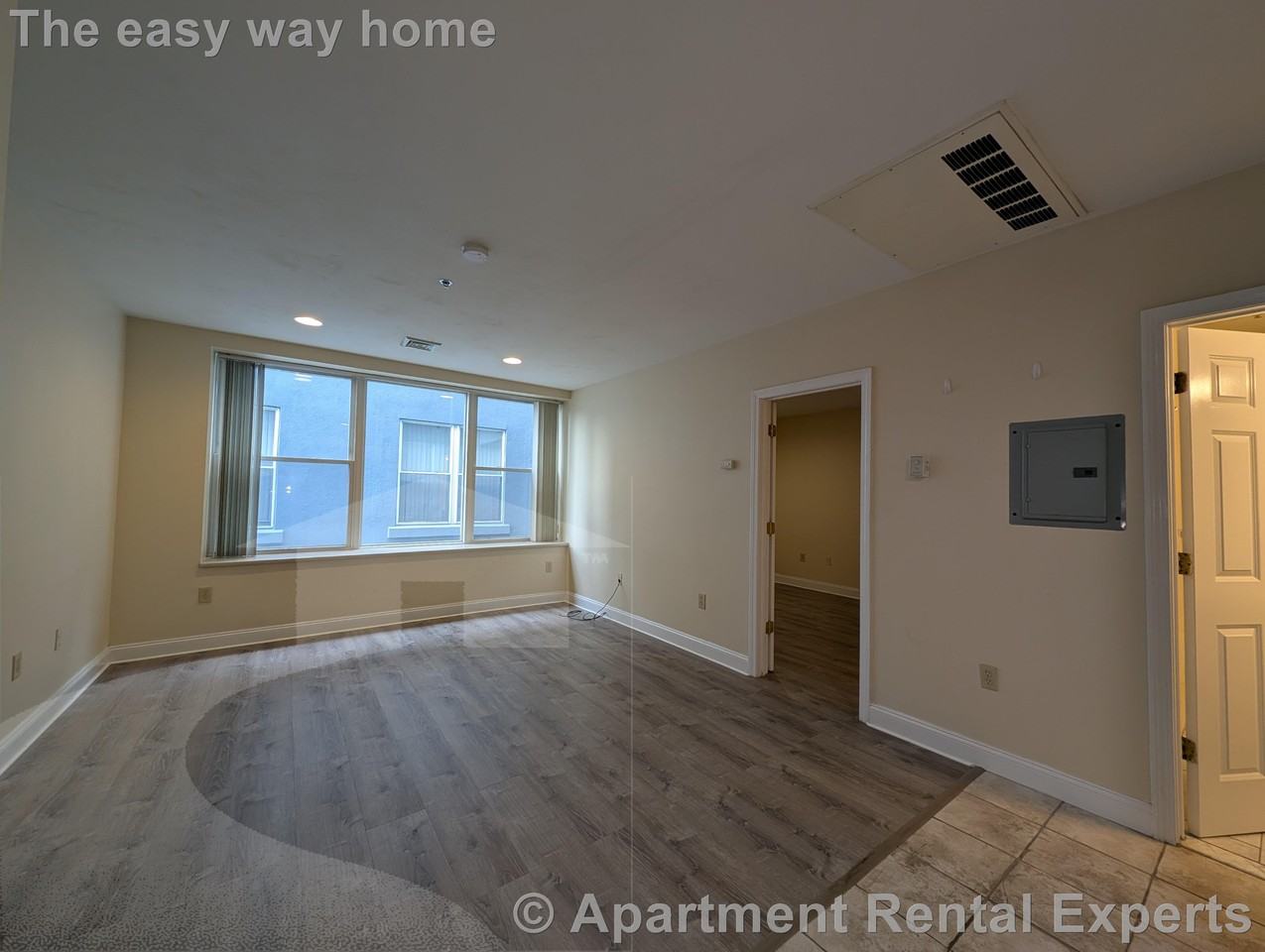 15 Pearl St #7 - Photo 4 of 8