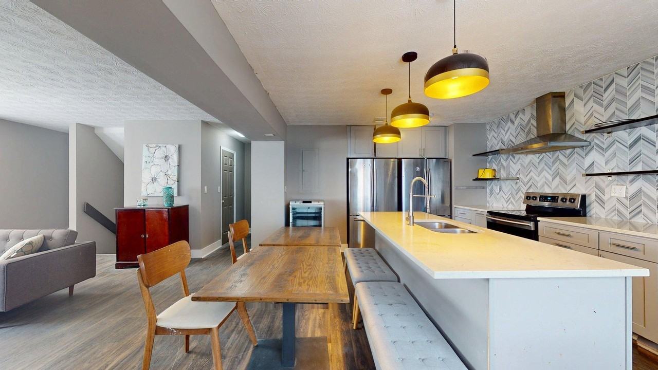 Holmes St Nw - Photo 4 of 14