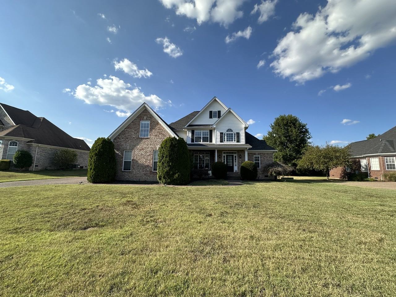 1040 Pittman Drive - Photo 3 of 39