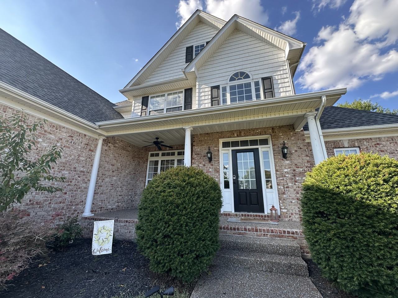 1040 Pittman Drive - Photo 4 of 39