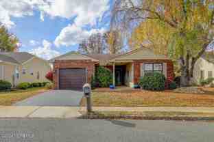 19 Lesley Dr - Photo 1 of 1