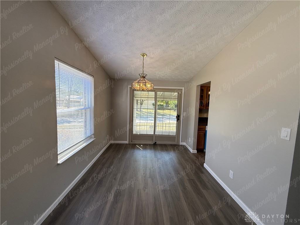 4975 Poppa Dr - Photo 5 of 36