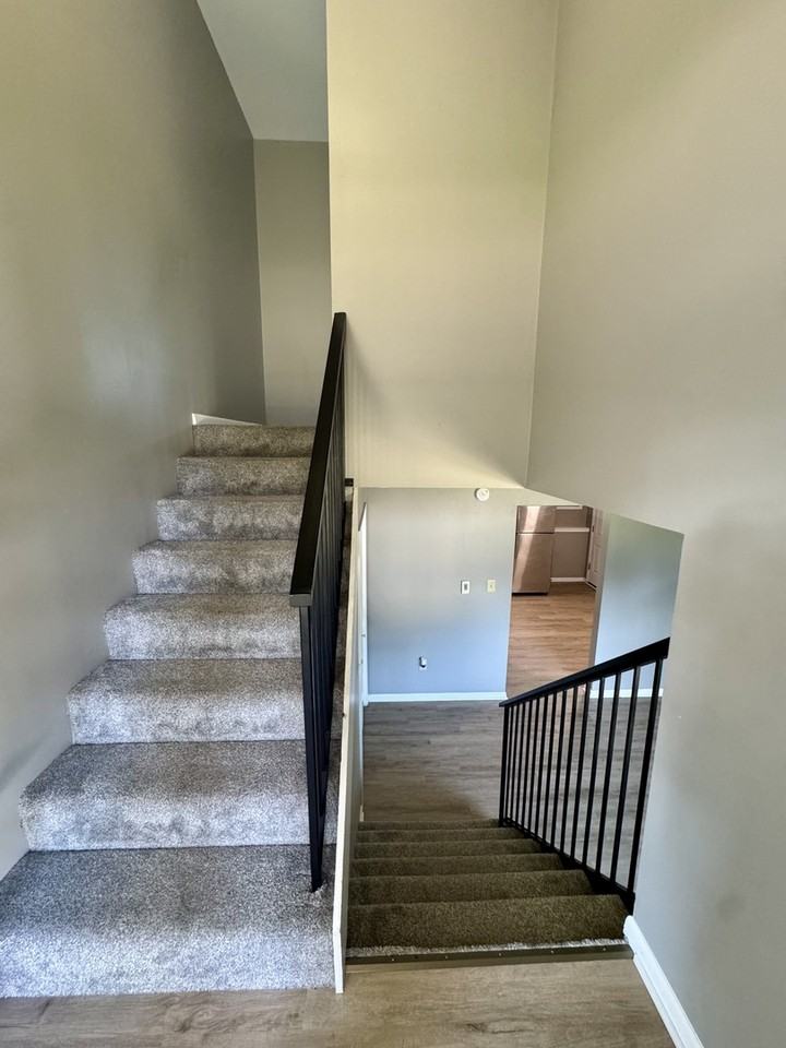 107 Park St - Photo 3 of 19