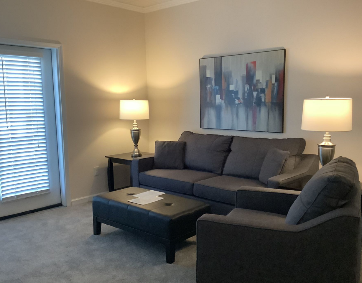 82 Ardmore Garden Drive - Photo 4 of 11