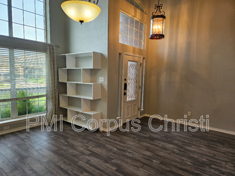 5107 High Bank Drive - Photo 5 of 32