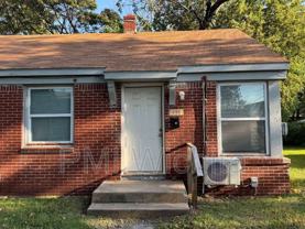 638 S Hydraulic St - Photo 1 of 1