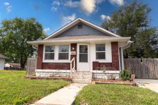 1622 E Raymond St - Photo 1 of 1