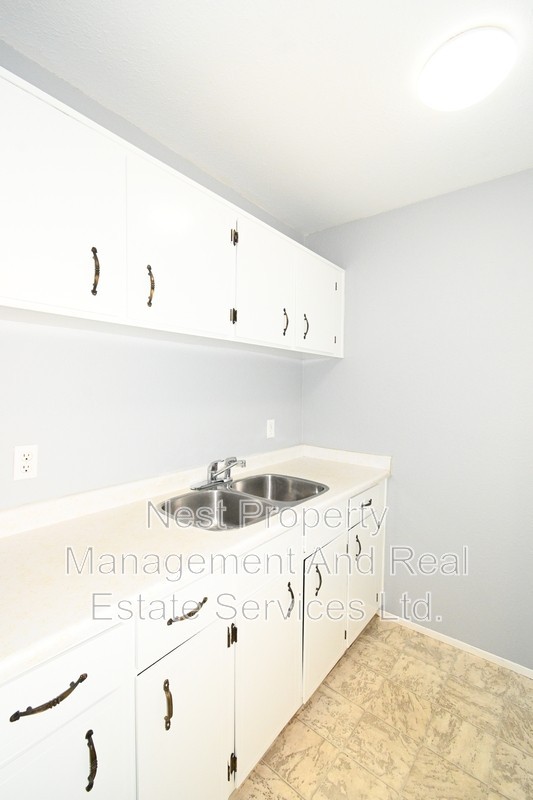 4280 Quentin Ave #306 - Photo 5 of 19