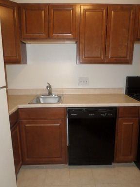 7975 Audubon Ave - Photo 3 of 14