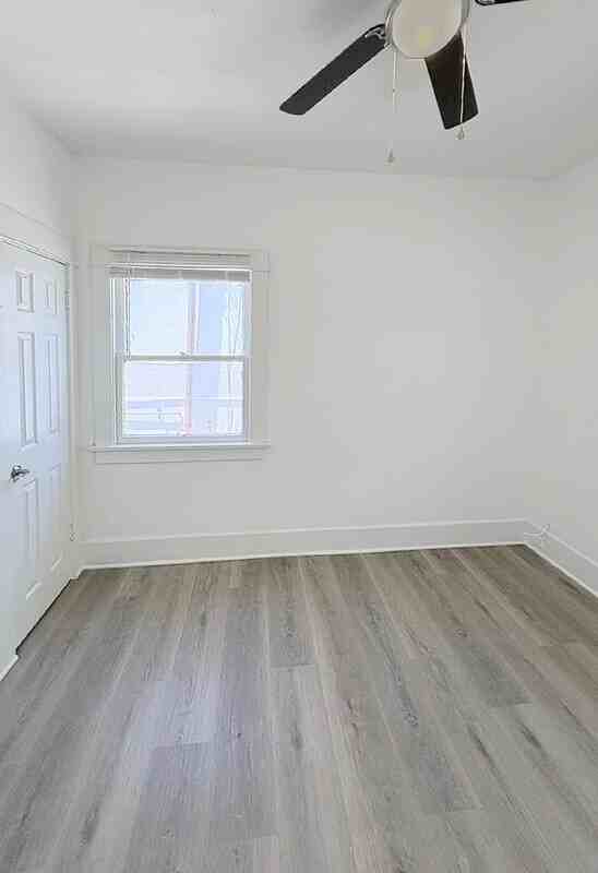 433 W 4th St #1-2 - Photo 7 of 12