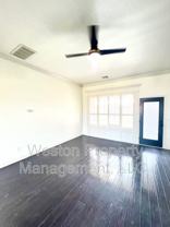 2008 Se 9th St - Photo 1 of 1