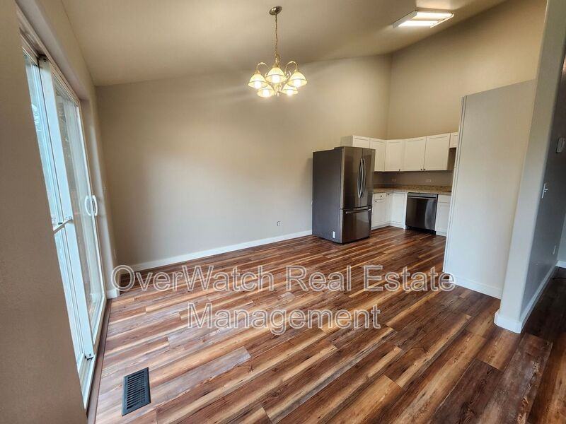 8150 Williwa Ave #A - Photo 5 of 20