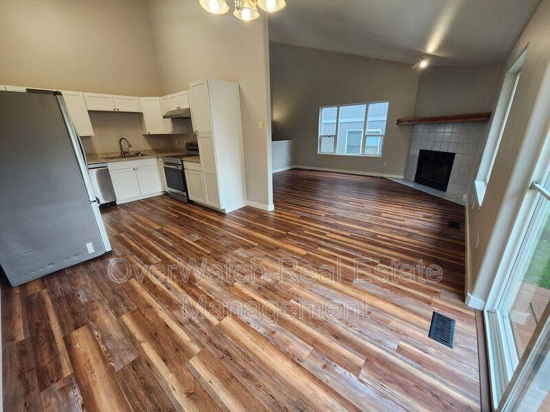 8150 Williwa Ave #A - Photo 6 of 20