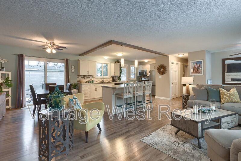 3271A Mcmahon Rd - Photo 2 of 10