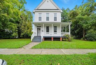 1801 4th Ave #B - Photo 1 of 1