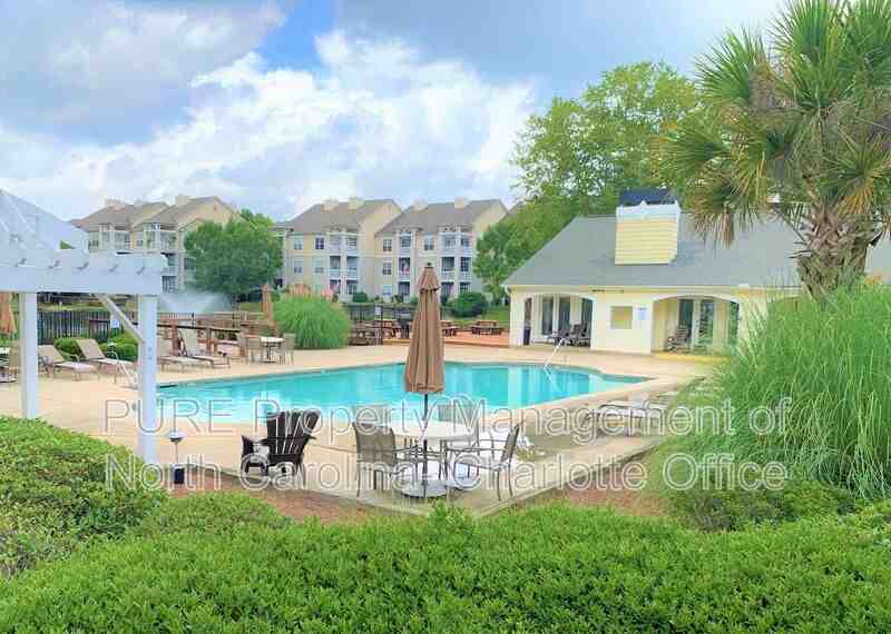 18816 Nautical Dr #10 - Photo 2 of 38